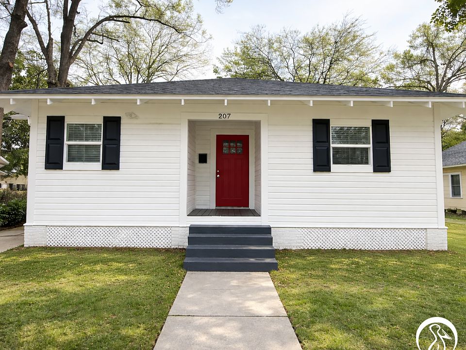 1st image of 207 Coleman Ave