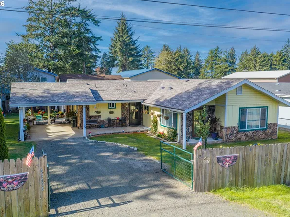 63556 Grand Rd, Coos Bay, OR 97420