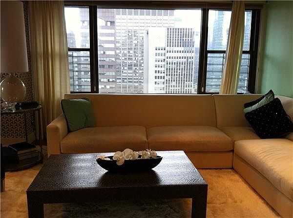 2nd image of 117 E 57th St APT 36A