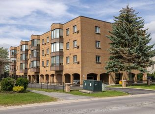 649 Davis Dr #301, Kingston, ON K7M8J3