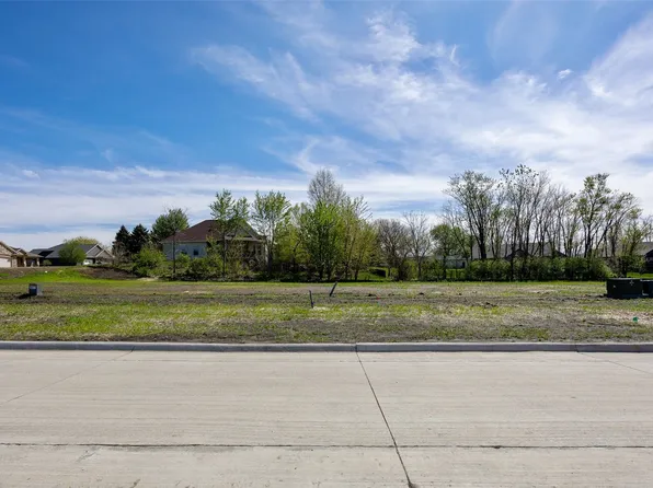 3171 Eight Bells Dr, Marion, IA 52302