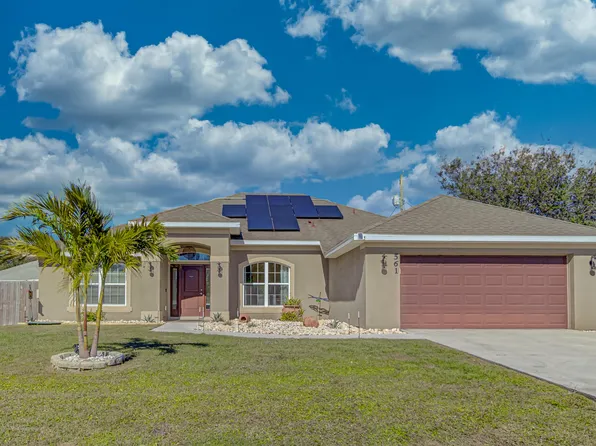 561 SW Kabot Avenue, Port St Lucie, FL 34953