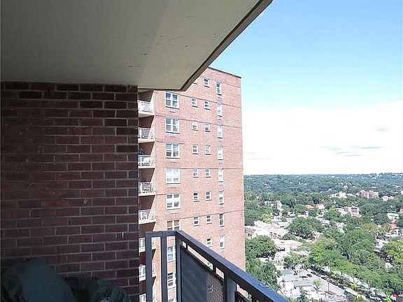 2nd image of 5800 Arlington Ave APT 18G