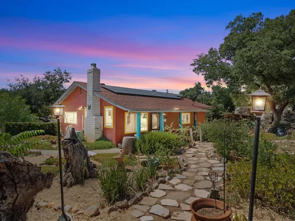 23179 Horizon View Dr, Potrero, CA 91963