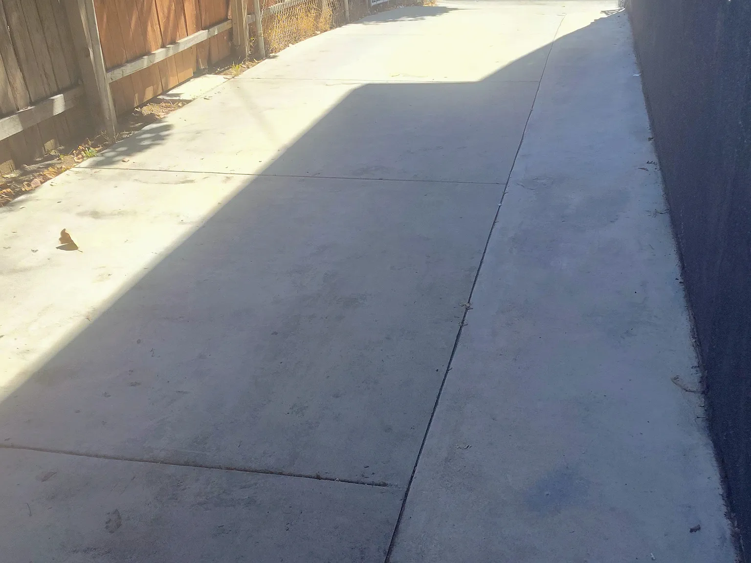 S Mathews St, Los Angeles — Photo 4