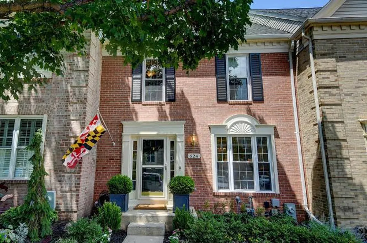 Building Photo - 624 Lavenham Ct