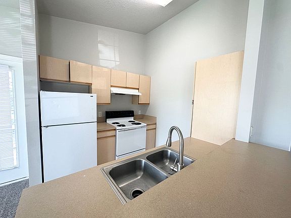 5th image of 6244 W Corsair Ln APT 201