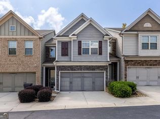 2194 Spicy Pine Ln, Lawrenceville, GA 30044