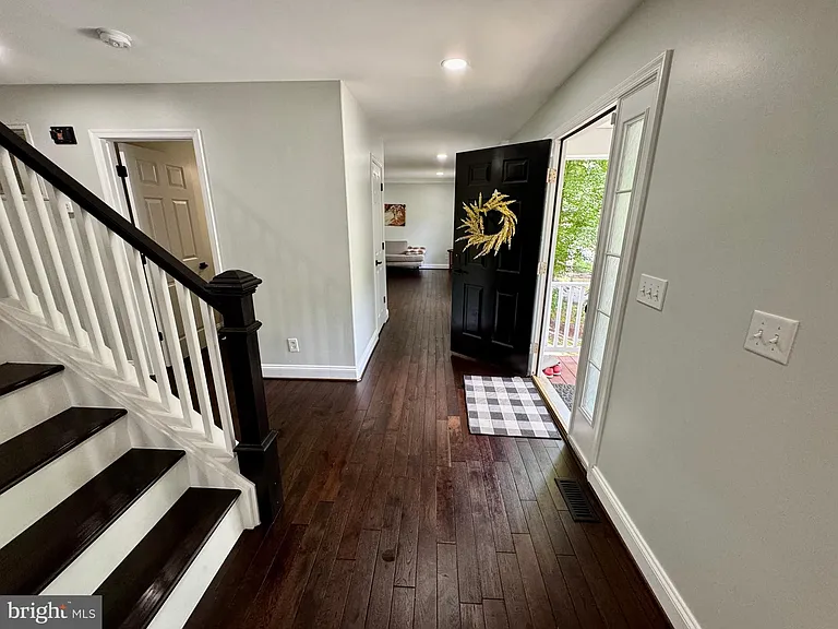 1019 John Paul Jones Dr — Photo 5