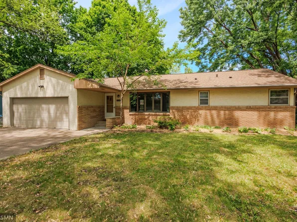 8324 62nd Ave N, Brooklyn Park, MN 55428