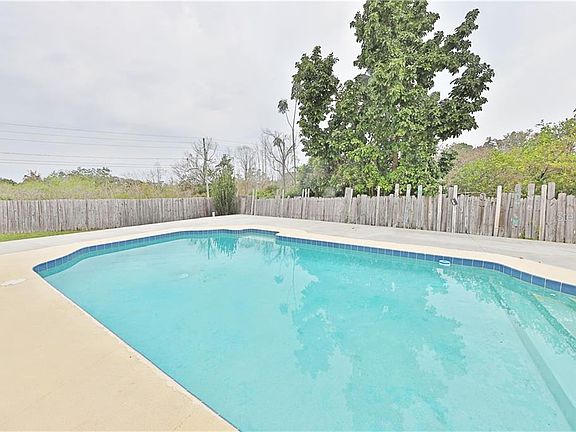 2nd image of 2895 Buccaneer Dr