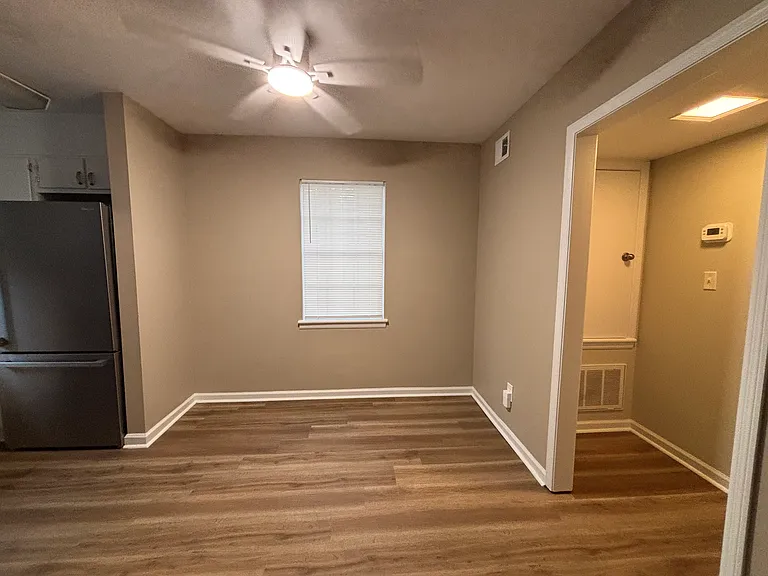 2053 Montreat Cir #C — Photo 6