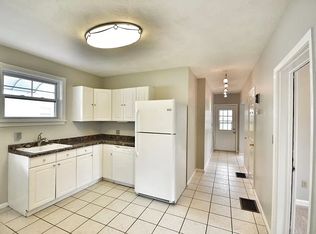 36 Ashland St #1, North Andover, MA 01845