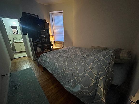 5th image of 167 E 77th St APT 21