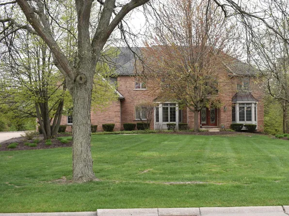 8517 Johnston Rd, Burr Ridge, IL 60527