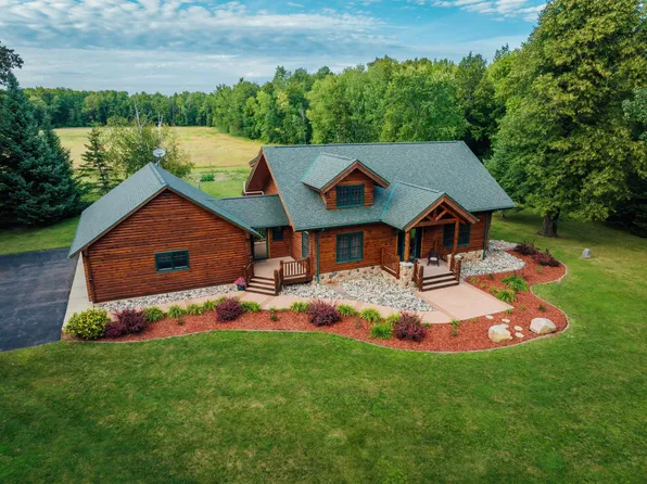 22882 370th St, Bagley, MN 56621