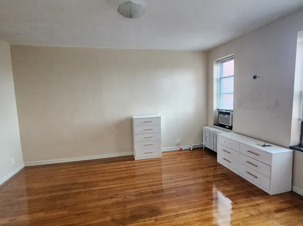 25-59 41st Street image 1 of 5