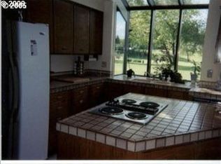 994 Shaughnessy Ln, Eugene, OR