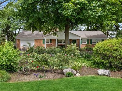 1965 N Valley View Dr, Saint Joseph, MI, 49085