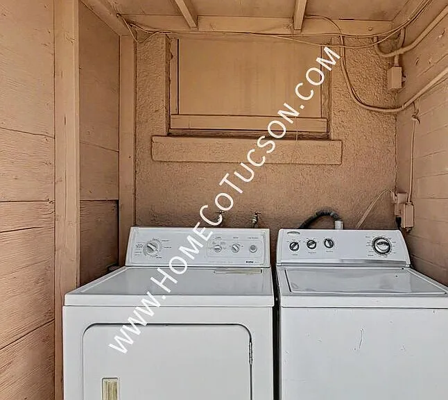 544 E Speedway Blvd — Photo 21