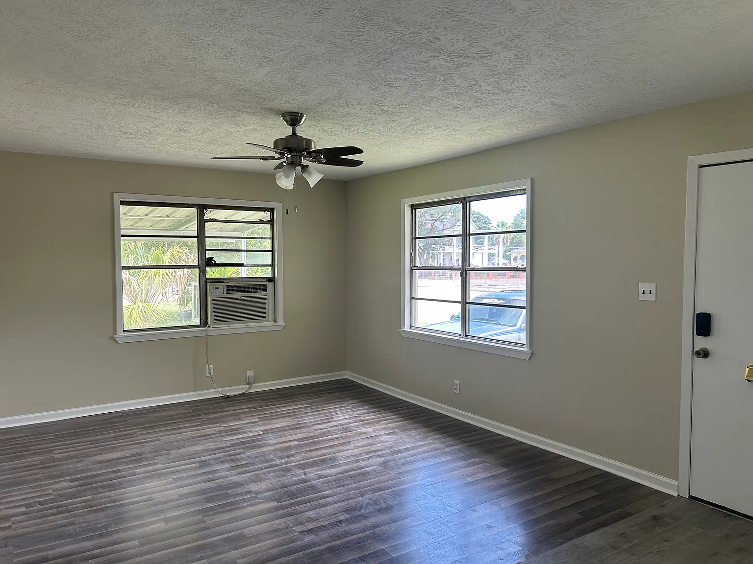2 bed, 980 sqft, $1,250 — Photo 3