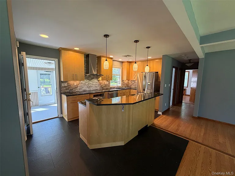466 Route 82 — Photo 11