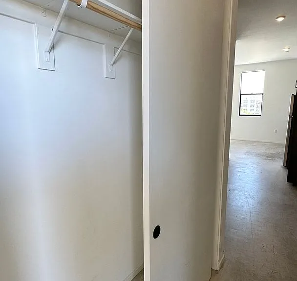 Jackwill Flats — Photo 7