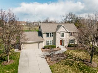 W150N10232 Windsong Cir W, Germantown, WI 53022