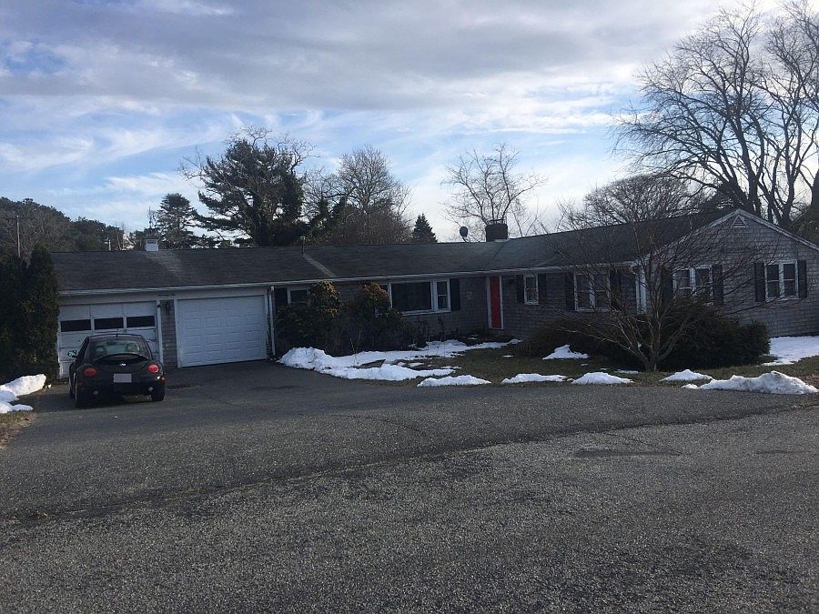 1st image of 76 Stafford Cir