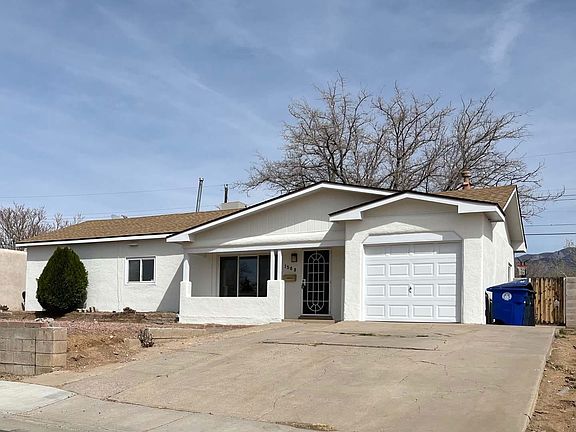 3rd image of 1508 Hoffman Dr N