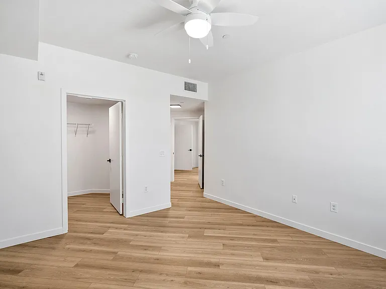2B Primary Bedroom
