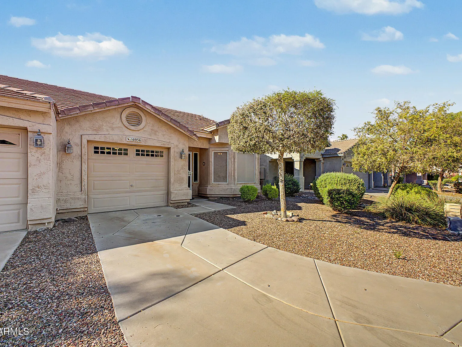 2 bed, 2.0 bath, 1076 sqft, $2,200 — Photo 4