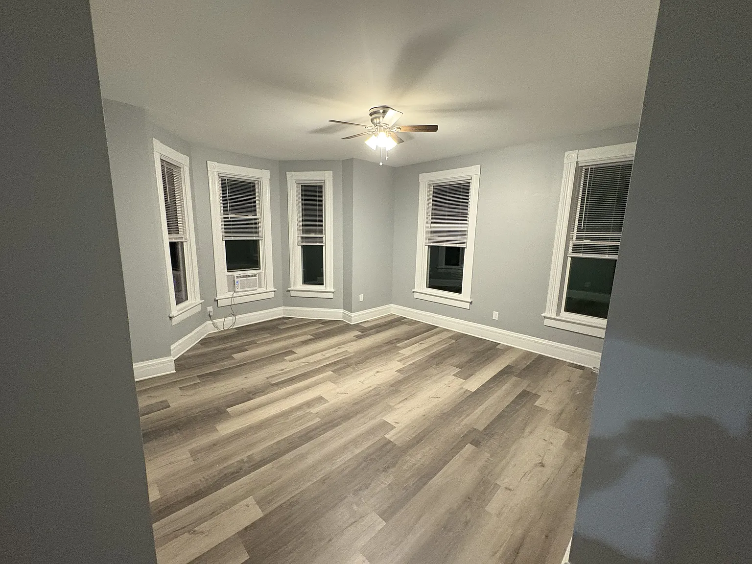 2757 1/2 Harris Ave - Apt 2 — Photo 1
