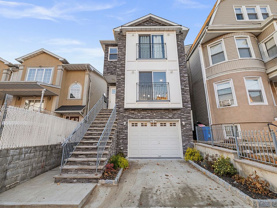 1st image of 28 Oraton St #1