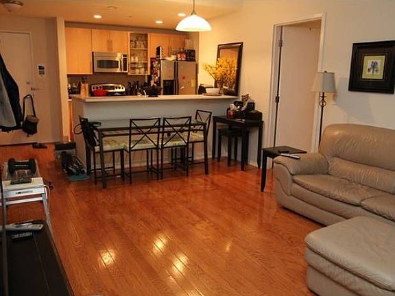 Living/Dining Area