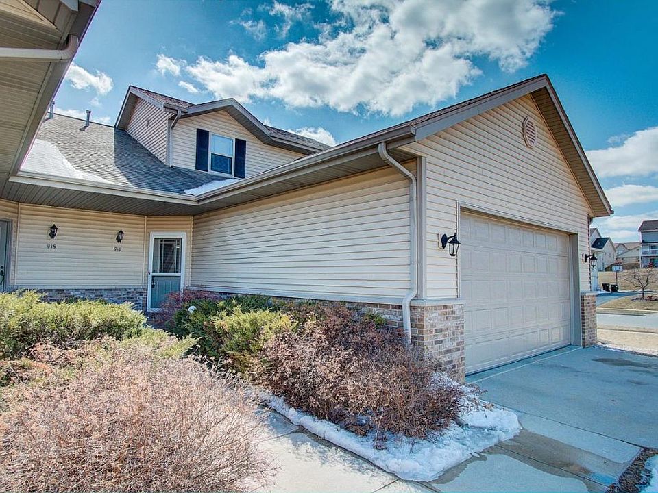 1st image of 917 Firethorn Dr