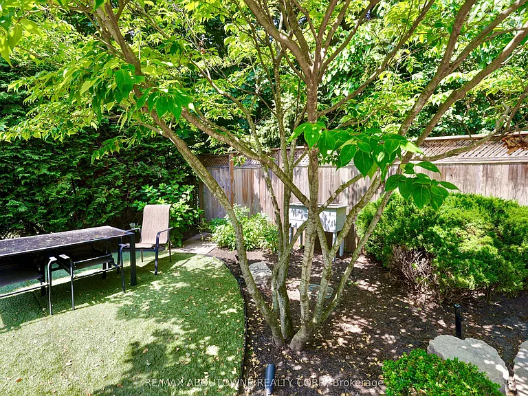 497 Anthony Dr — Photo 33