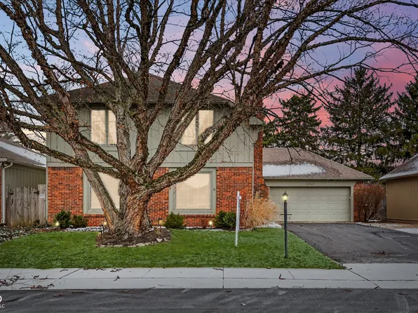 12545 Brompton Rd, Carmel, IN 46033