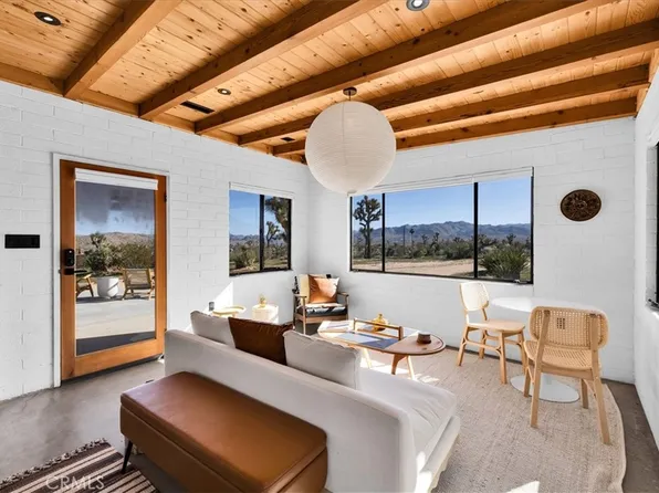 5437 Paradise View Rd, Yucca Valley, CA 92284
