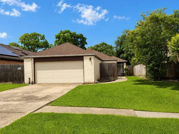 11107 Kitty Brook Dr, Houston, TX 77071