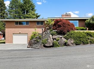 306 Alexander Ave, Kent, WA 98030