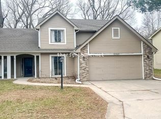 10927 Marcy Plz, Omaha, NE 68154
