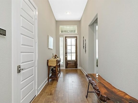 5th image of 805 Stella Vista Ct