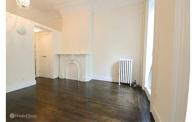 Rented by Douglas Elliman | media 14