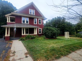 17 Colonial Rd APT 1, Worcester, MA 01602