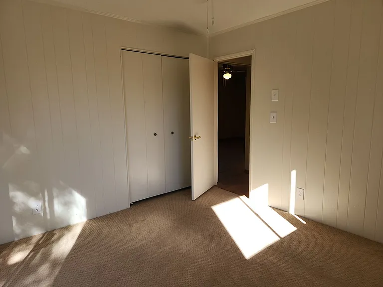 502 N William Tell Cir — Photo 12