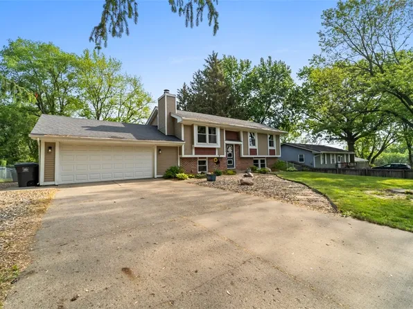 1608 E Bell Ave, Des Moines, IA 50320
