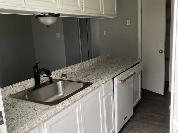 312 Rice Street - B, 312 Rice St, Angleton, TX 77515