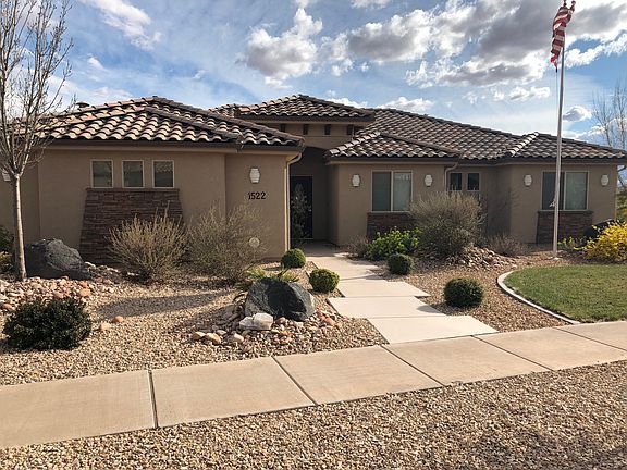 2nd image of 1522 E Wilcken Way