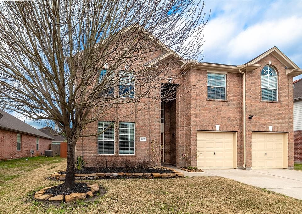 1st image of 18715 Woodbreeze Dr